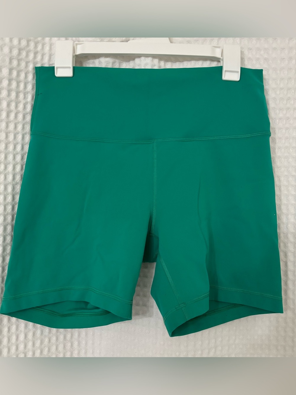 Lululemon Wunder Train Bike Shorts